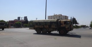 Sınır Hattına Sevkıyat Sürüyor