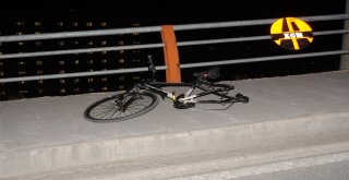Takla Atan Bisiklet Sürücüsü Hayatını Kaybetti