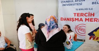 Üniversite Adaylarına Ücretsiz Danışmanlık Hizmeti