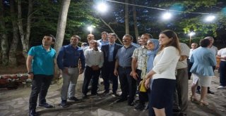 Akyazıda Tayini Çıkan Hakim Ve Savcılar İçin Veda Yemeği