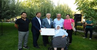 En İyi Fabrika Bahçesi Ödülü Kardelene