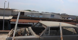 Esnaf Hırsızlardan Korkusuna, Hurda Arabaları Çatıda Saklamaya Başladı