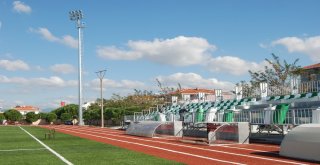 Bayramiç Stadyumunun Çehresi Değişiyor