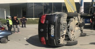 (Özel) Beyoğlunda Sürücü Takla Atan Otomobilden Burnu Bile Kanamadan Çıktı