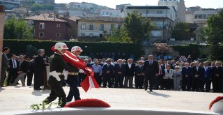 3. Cumhurbaşkanı Celal Bayar Kabri Başında Anıldı