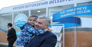 Başkan Çelik Kitap Fuarını Ailesiyle Ziyaret Etti