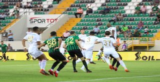 Spor Toto Süper Lig: Akhisarspor: 0 - Demir Grup Sivasspor: 0 (İlk Yarı)