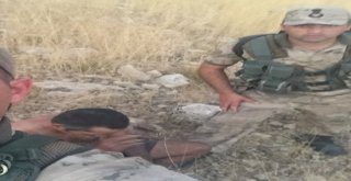 Dağlık Alanda Kaybolan Sporcuyu Jandarma Kurtardı
