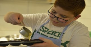 Minik Aşçılar Mutfakta