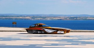 B.o.w İstka Şehitler Abidesinde