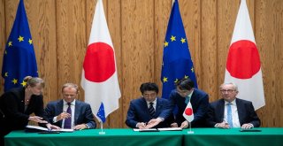 Ab Ve Japonya Arasında Tarihi Anlaşma İmzalandı