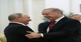 Cumhurbaşkanı Erdoğan Putin İle Görüştü