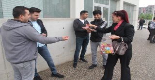 Şiddetten Hayatını Kaybeden Kadınların Hayrına Lokma Dağıttı