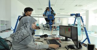 Üniversiteli Gençler, Türk Pilotlara Yerli Simülatör Geliştirdi
