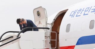Kimli Zirve Sona Erdi, Moon, Kuzeyden Ayrıldı