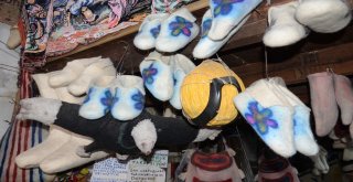 (Özel Haber) Yarım Asırdır Ekmeğini Keçeden Kazanıyor