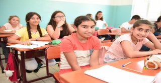 Akmekin Yaz Kursları Başladı