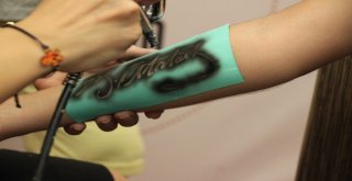 Zafer Bayramını Atatürk İmzası İle Kutladılar