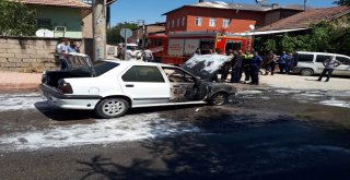 Seyir Halindeki Otomobil Alev Aldı