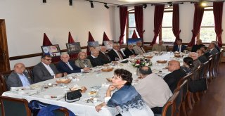 Başkan Sarıkurt Eski Meclis Üyeleri İle Buluştu