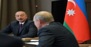 Azerbaycan Cumhurbaşkanı Aliyev, Rusya Devlet Başkanı Putin İle Soçide Görüştü
