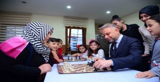 Geleceğin Picassoları, Neşet Ertaşları Yetişiyor