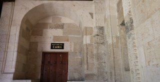 Hatuniye Camii 500 Yıldır Ayakta