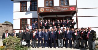 Başkan Altay: “Bayrağımız Gazilerimiz Sayesinde Gururla Dalgalanıyor”