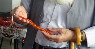 Bu Tespihlerin Fiyatı Dudak Uçuklatıyor