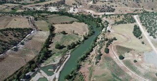 Diyarbakırda Tarımsal Sulama Kanal Çalışmaları Devam Ediyor