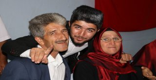 Kaçarak Evlenen 8 Çift 40 Yıl Sonra Düğün Yaptı