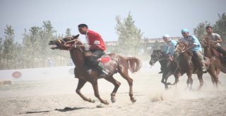 1071 Kutlamaları İlgi Görüyor