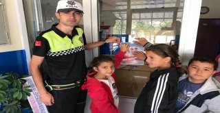 Gemerekte Sürücülere Afiş Ve Broşür Dağıtıldı