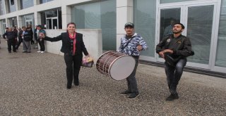 Şiddetten Hayatını Kaybeden Kadınların Hayrına Lokma Dağıttı