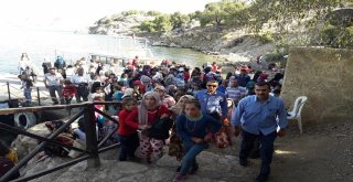 Bahçesaraylı Öğrenciler Vanın Tarihi Turistik Yerlerini Gezdi