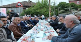 Binlerce Vatandaş Aynı Sofra Etrafı...