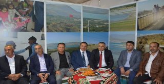Kalenin Standı İlgi Odağı Oldu
