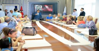 80 Mezunları Battalgazide Tarihi Mekanları Gezdi