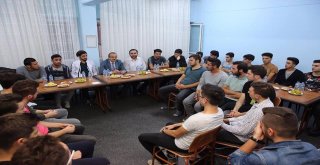 Vali Sosyal Medyadan Halka Ulaşıyor