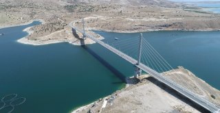 520 Metrelik Köprü İlçeye Nefes Aldırdı