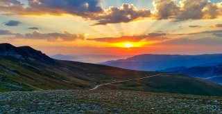 Zigana Dağında Eşsiz Günbatımı Manzaraları