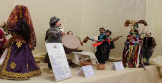 Yüzlerce El Yapımı Bebek Bu Festivalde