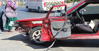Manavgatta Trafik Kazası:  1 Yaralı