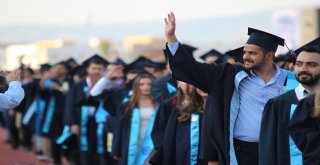 Esogü Mezunlarını Geleceğe Uğurladı