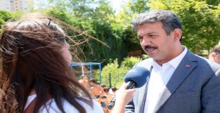 Küçükçekmecede Portatif Havuzlarda Yaklaşık 50 Bin Çocuk Yüzme Öğrendi