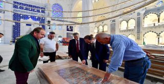 Diyanet İşleri Başkanı Erbaş, Çamlıca Camiiyi Ziyaret Etti