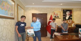 Kaymakam Özadalı, Başarılı Sporcuları Ödüllendirdi