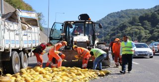 Boluda, Tem Otoyolunda Zincirleme Kaza: 2 Yaralı