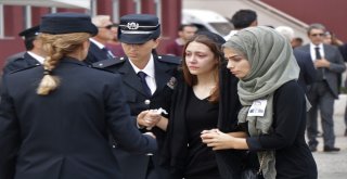 Makamında İntihar Eden Müdür İçin Tören Yapıldı