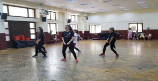 (Özel Haber) Dans Trakya, Başarıdan Başarıya Koşuyor